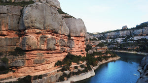 Parque natural protegido de Serra de Montsant, pantano de Margalef, presa Margalef en Catalunya Siurana Priorat Tarragona